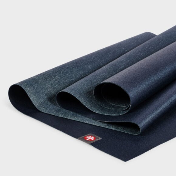 Manduka Midnight Blue Yoga Mat - Picture 3 of 4